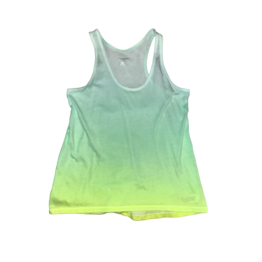 NWOT never worn women’s ombré tank top. Size: M